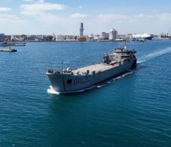 AidShipsReachCuba